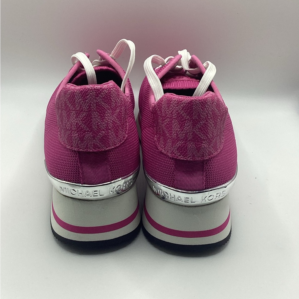 NWT Michael Kors Monique Knit Trainer